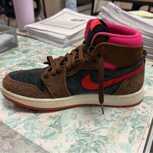 Nike Men's Brown and Red High-Top Sneakers